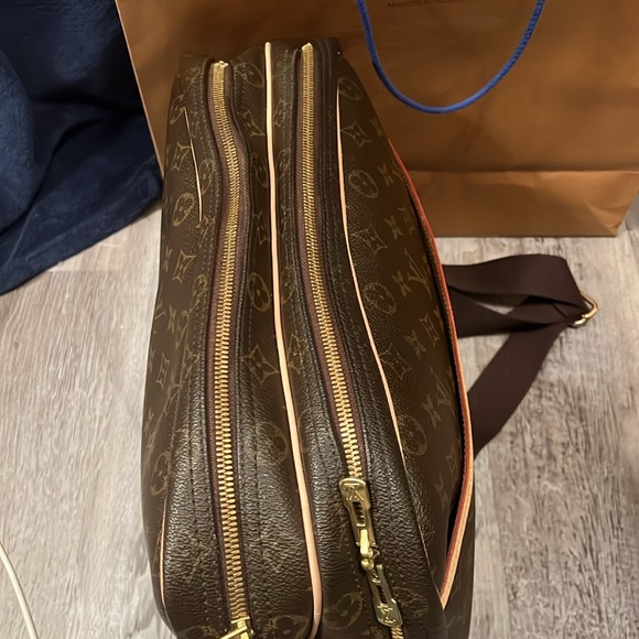 Authentic GM reporter with new Vachetta - Picture 6 of 16